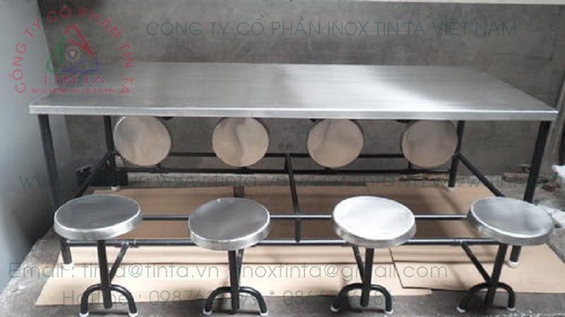 Bàn ghế inox nhà ăn công nhân mang lại sự thỏa mái nhất cho người dùng