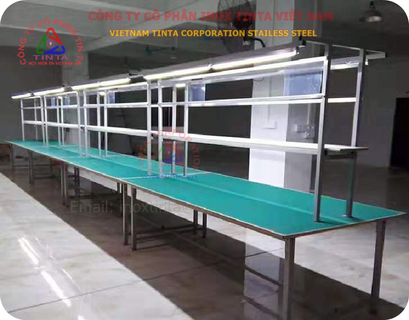 1584542904_industrial-working-table-price-garment-factory-ban-ghe-lam-viec-cong-nhan-xuong-may-dong-nai.jpg